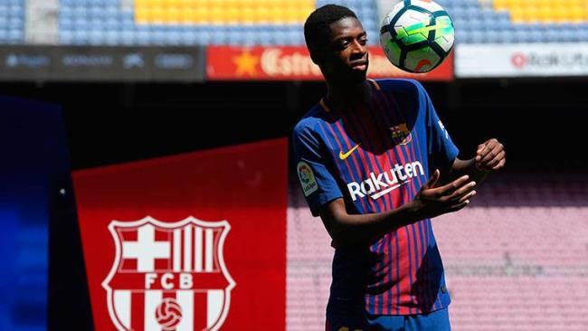 Dembélé presentado con el Barça en 2017