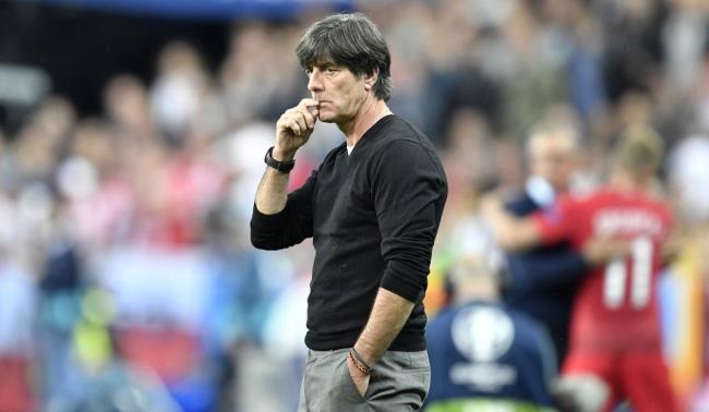 Löw