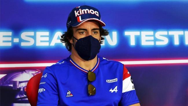 Fernando Alonso en la rueda de prensa