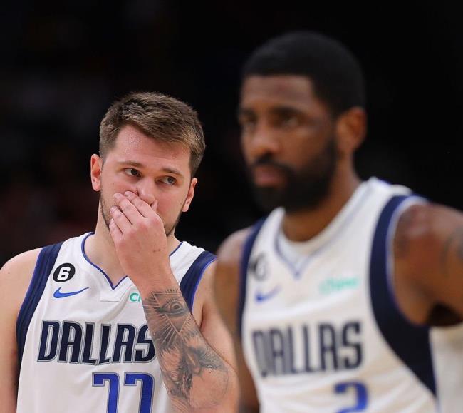 Doncic e Irving