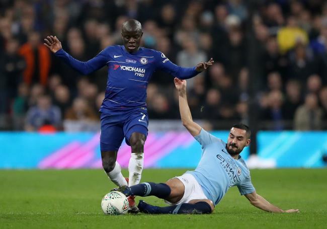 Kanté y Gundogan