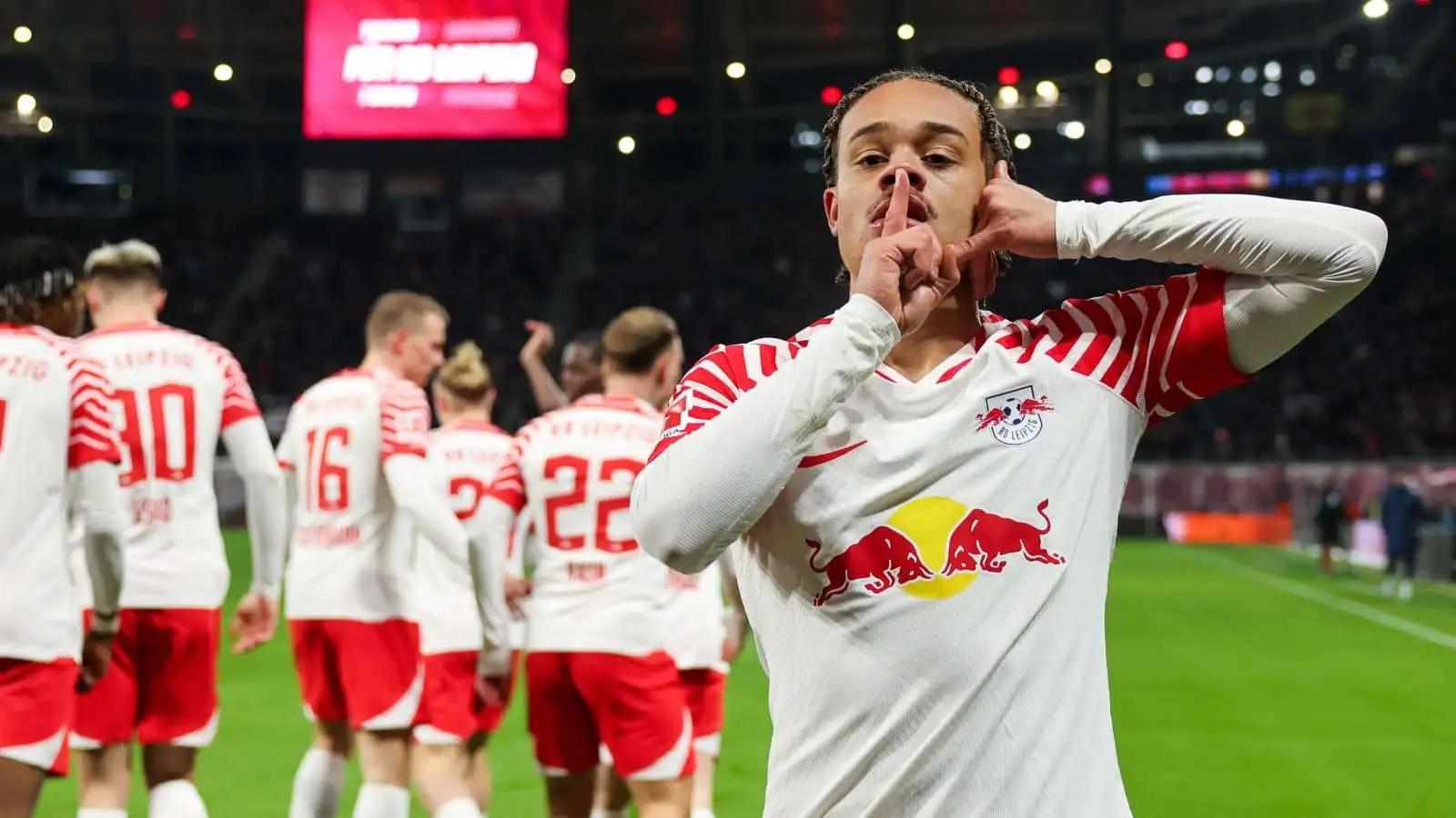 Simons jugó la temporada pasada en RB Leipzig.