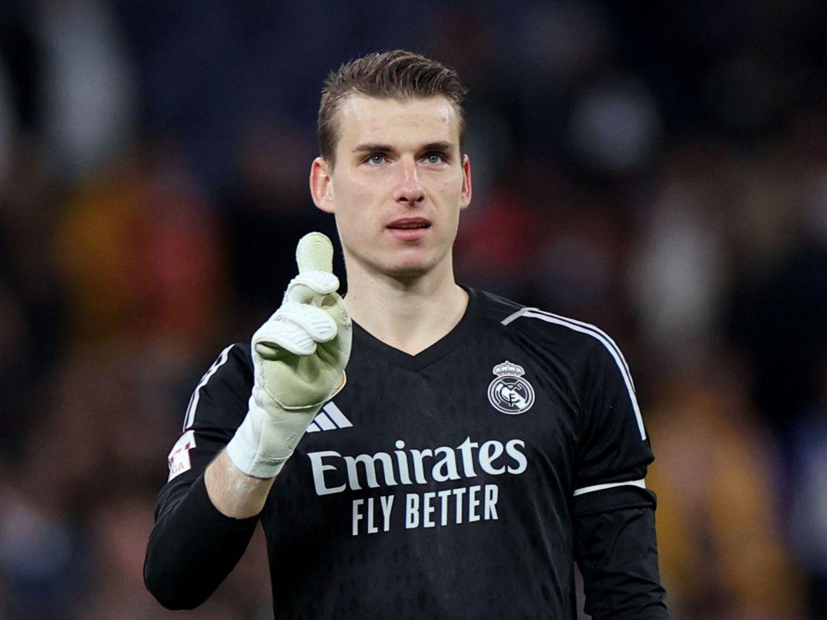 Lunin se iría del Madrid en 2025.