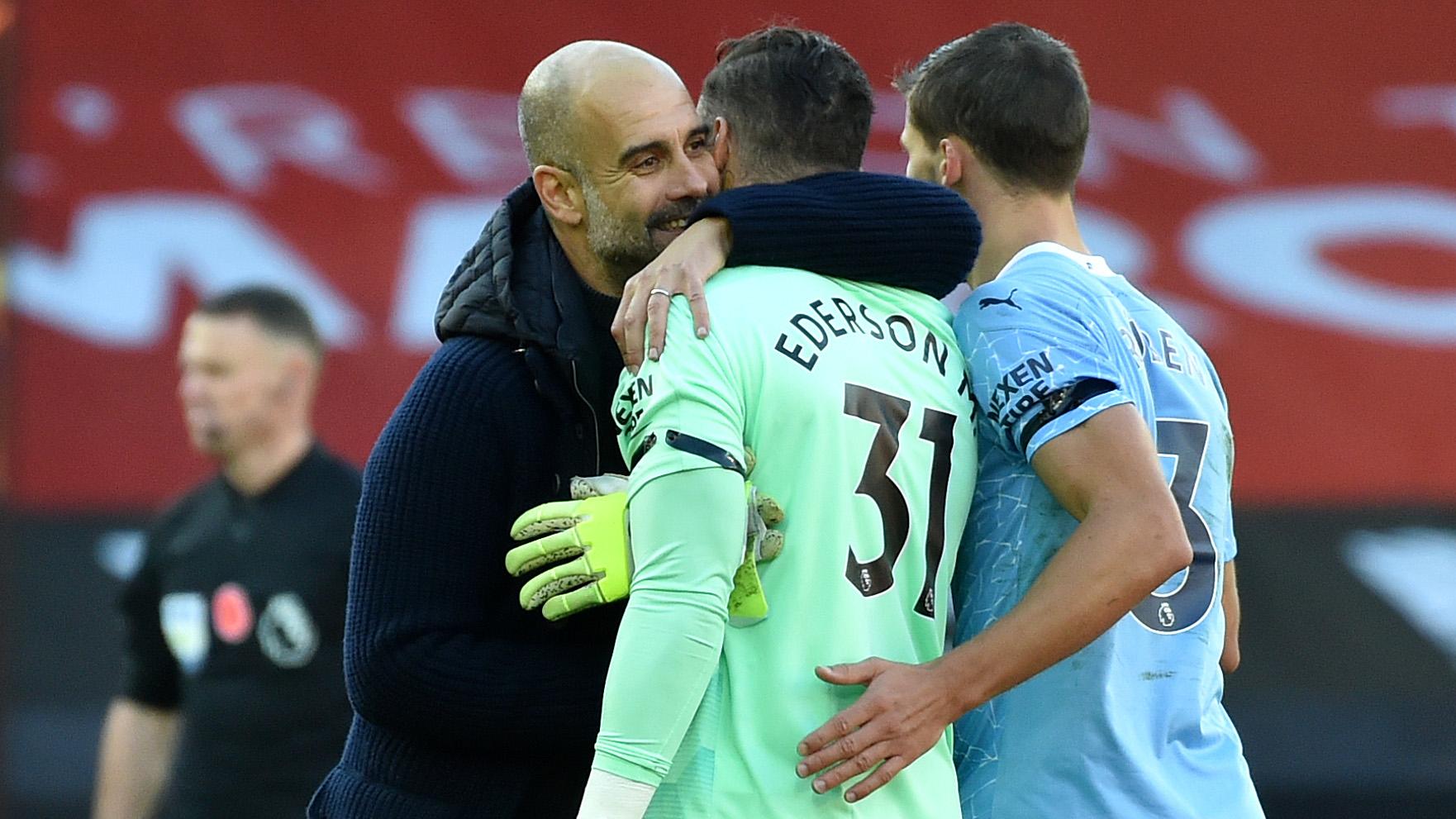 Ederson se quedó al final.