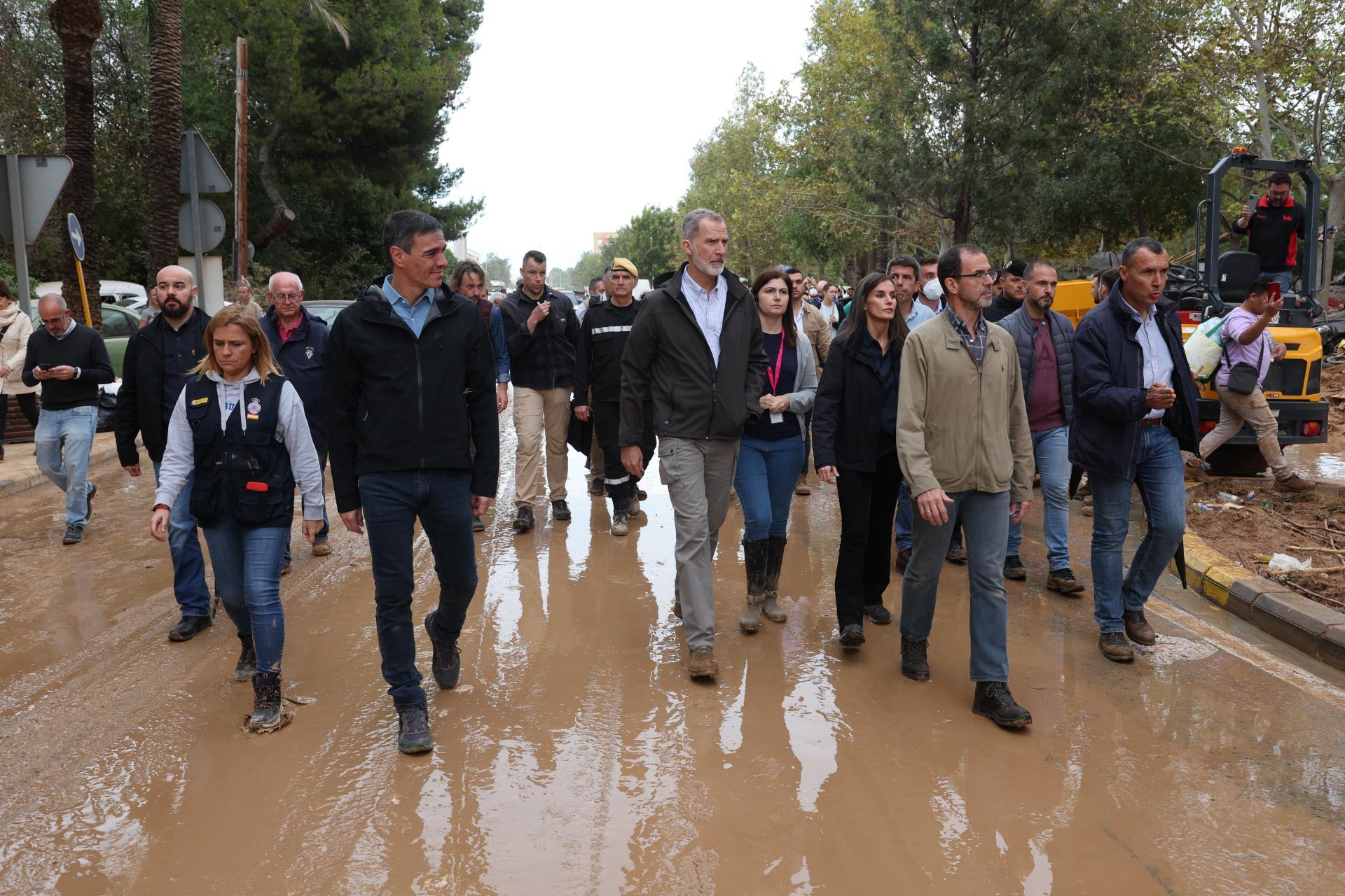 Los reyes en Paiporta