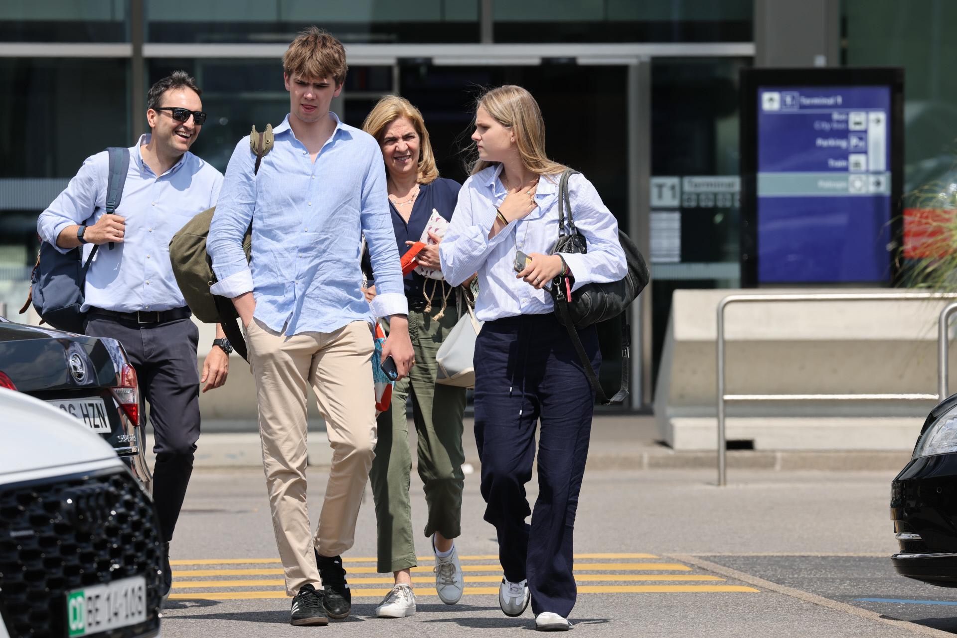 Cristina de Borbón y sus hijos