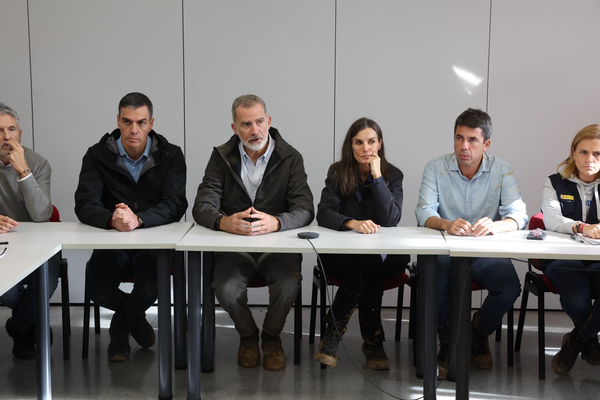 Felipe, Letizia, Pedro Sanchez y Carlos Monzón en Valencia