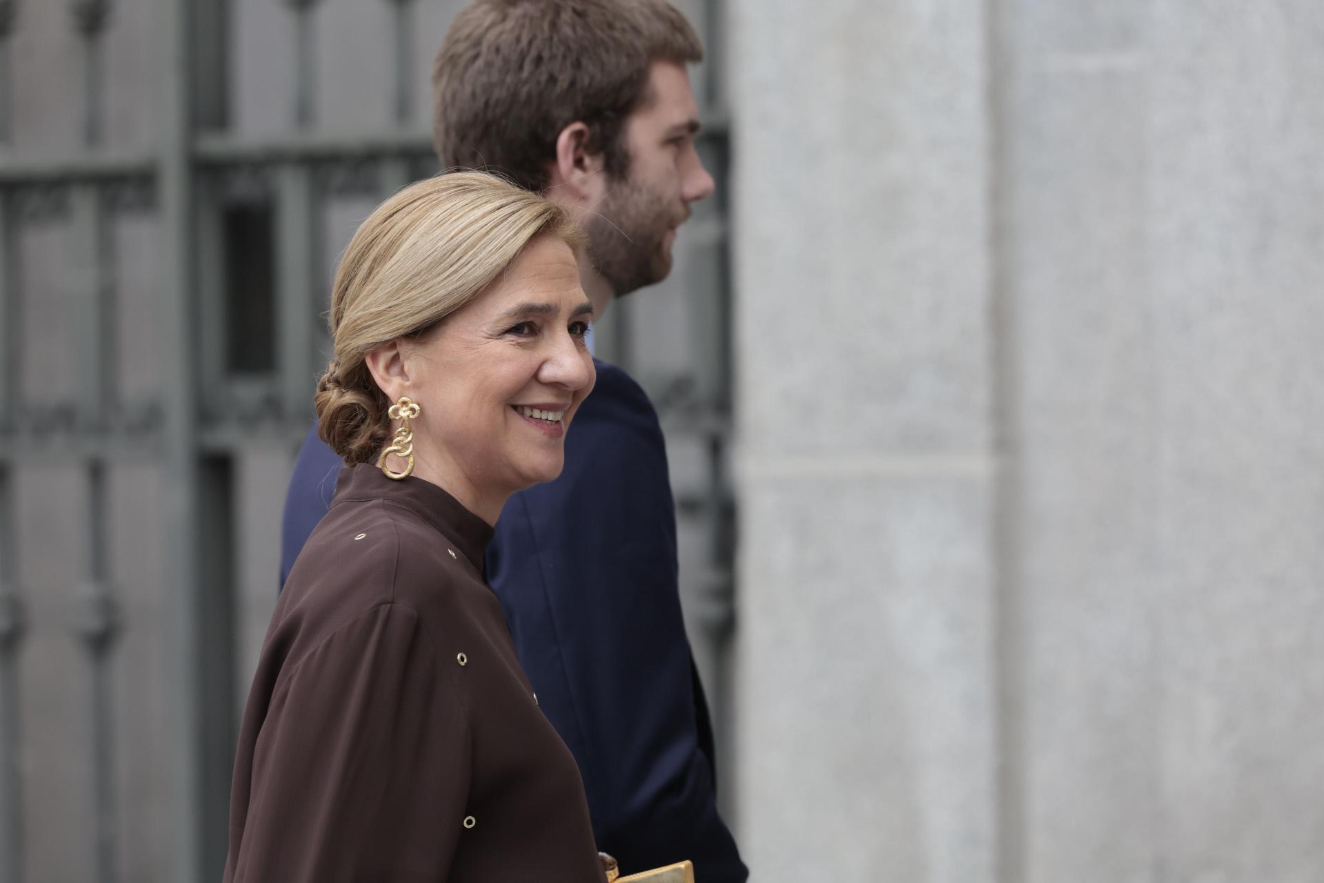 La infanta Cristina junto a uno de sus hijos