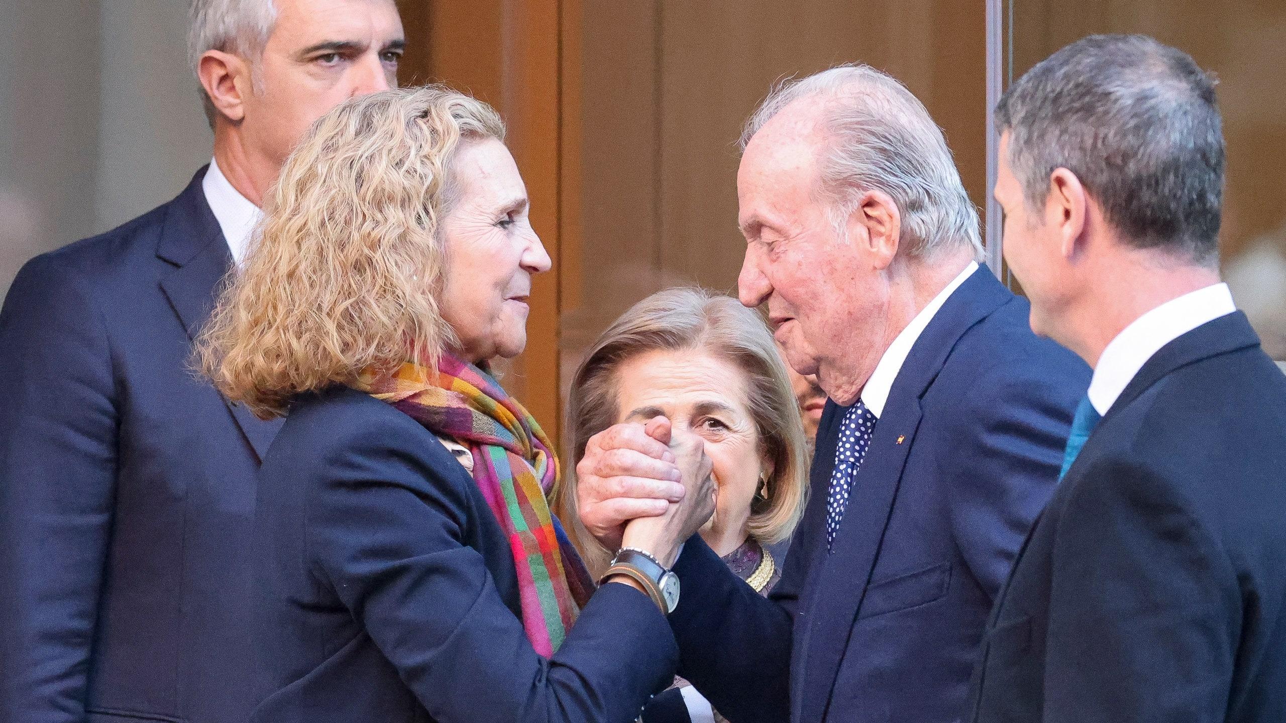 Juan Carlos y la infanta Elena