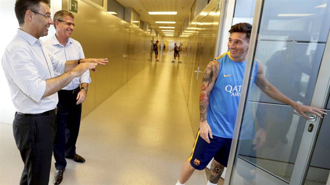 Messi and Bartomeu