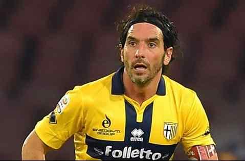 Los jugadores del Parma acercan al equipo a la expulsión de la Serie A