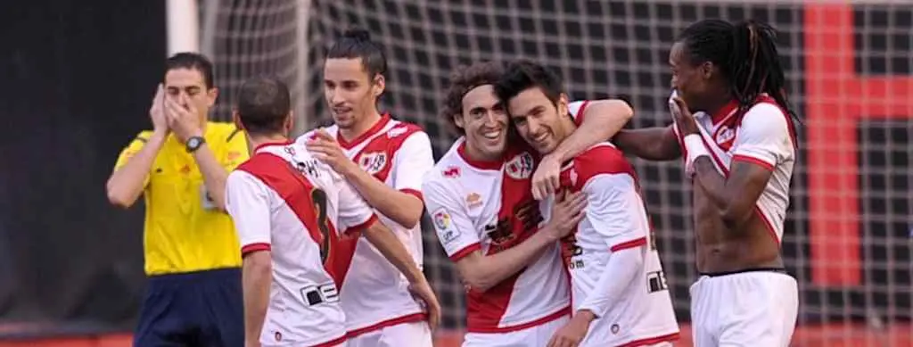 El Rayo Vallecano puede con el Málaga y frena su ascenso europeo