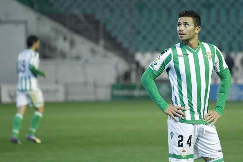 El Betis estrena liderato con una dolorosa derrota ante el Leganés