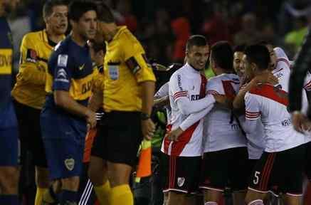 Un penalti decide el clásico River-Boca en la Copa Libertadores