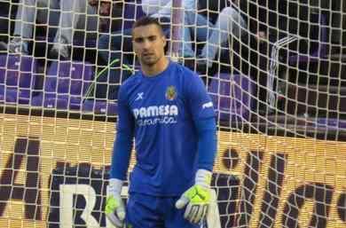 Sergio Asenjo se ve fuera de la Eurocopa por culpa de Areola