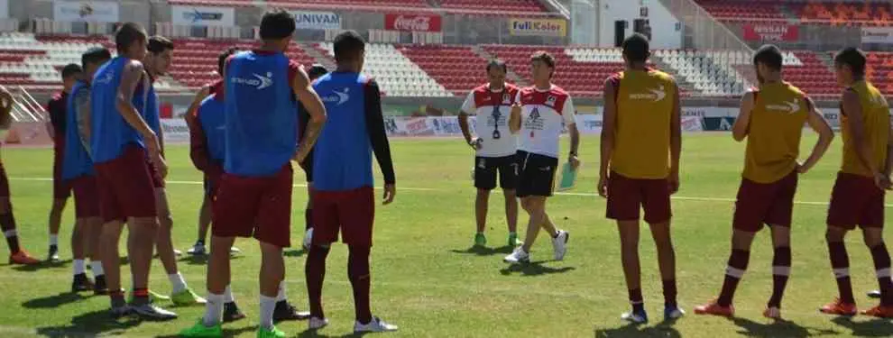 Hernán Cristante y sus maestros en el banquillo.