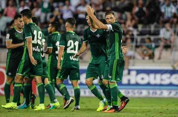 La descomunal vacilada de un jugador del Betis al Sevilla