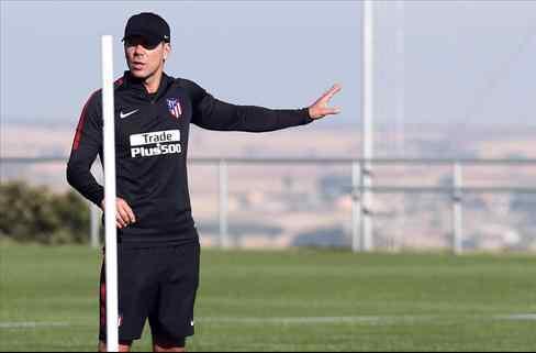 Vitolo (y Simeone) montan un lío en el vestuario del Atlético con una víctima inminente