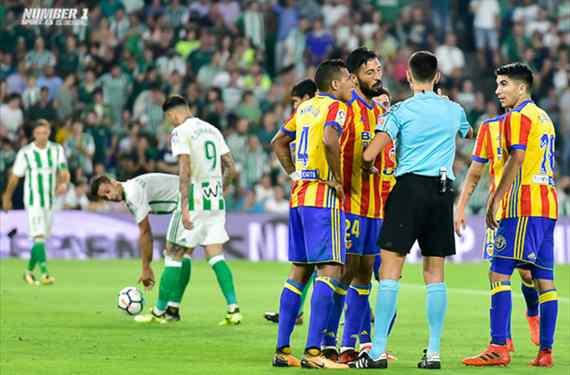 La maldición del penalti del Betis: Lo nunca visto