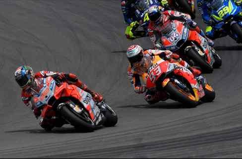 Jorge Lorenzo avisa a Marc Márquez: el incendio que se cuece en Honda (y el 'recadito' a Ducati)