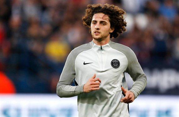 Novedades en el futuro de Adrien Rabiot (y hay buenas noticias para el Real Madrid)