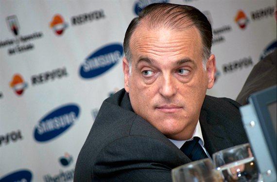 Tebas acusa de ‘pájaro’ a Carlos Aranda