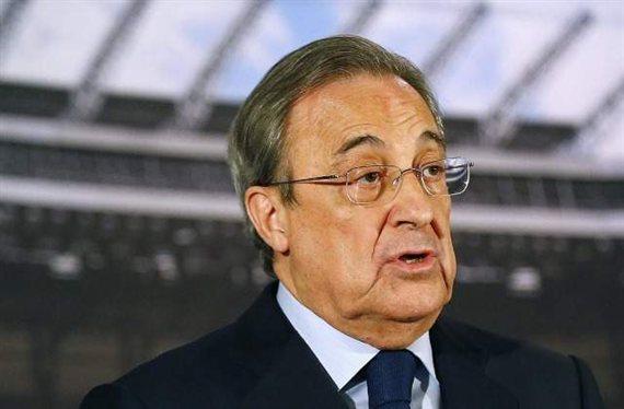 Florentino Pérez presenta a un nuevo jugador