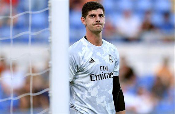 Quiere ser el sustituto de Courtois y llama a Zidane: se ofrece al Madrid