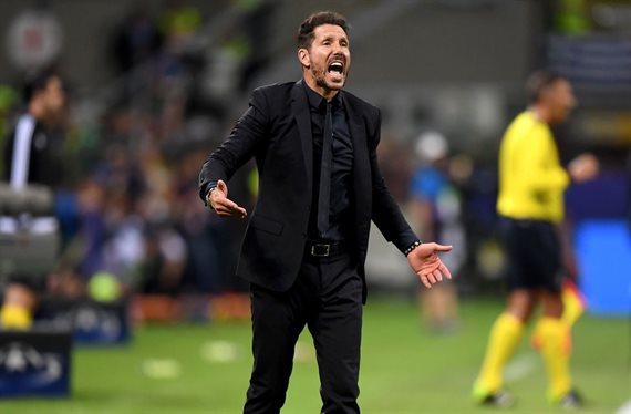 Simeone se lo lleva: Barça y Real Madrid se quedan sin un crack