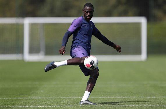 ¡Davinson Sánchez cambia de club! Y seguirá en la Premier League