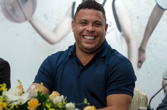 ¡Fichaje bomba! Ronaldo Nazário, feliz, sabe que por 8 kilos es suyo