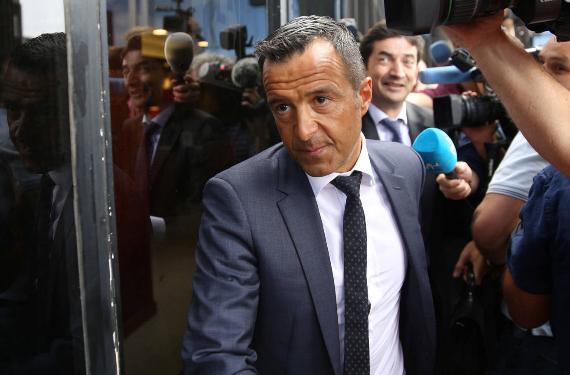 Jorge Mendes se la lía al Barça y le quita un objetivo para la defensa