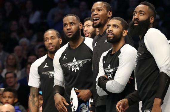 Kawhi Leonard y LeBron James no lo vieron venir: oscuridad arrolladora