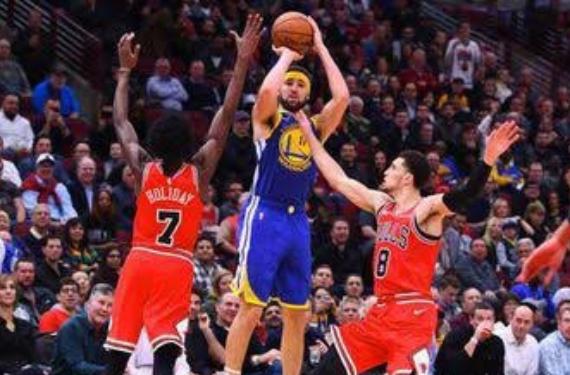 Klay Thompson asusta, Antetokounmpo y LeBron James aún más presionados