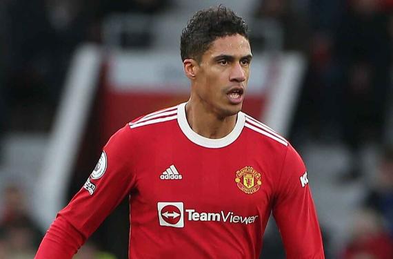 El nuevo galáctico del Manchester United: Varane, en peligro