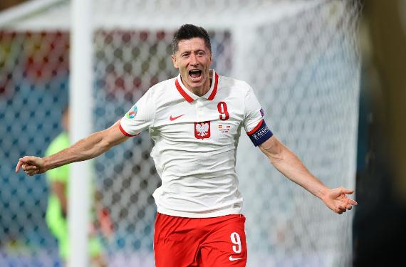 La Roja deteriorada por Lewandowski: Luis Enrique trina y Qatar acecha