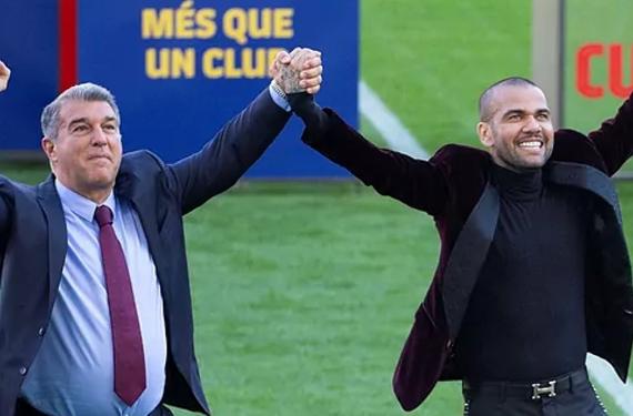 Laporta tiene al nuevo Dani Alves: Araújo fuera y esperan por Piqué