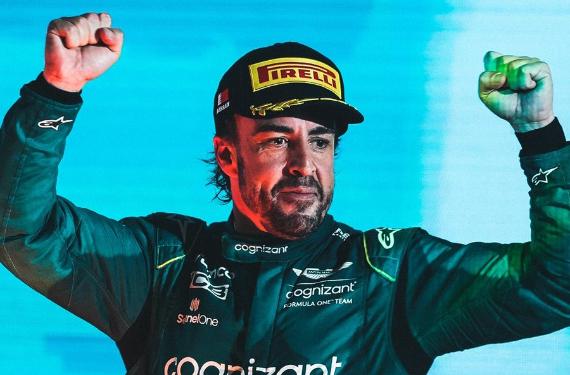 Palo de Alonso a Ferrari que engrandece a Aston Martin y provoca lágrimas de Sainz y Leclerc