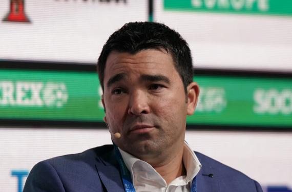 Deco y Mateu Alemany más cerca del crack para llenar Montjuic: Ansu y Pochettino no lo entienden