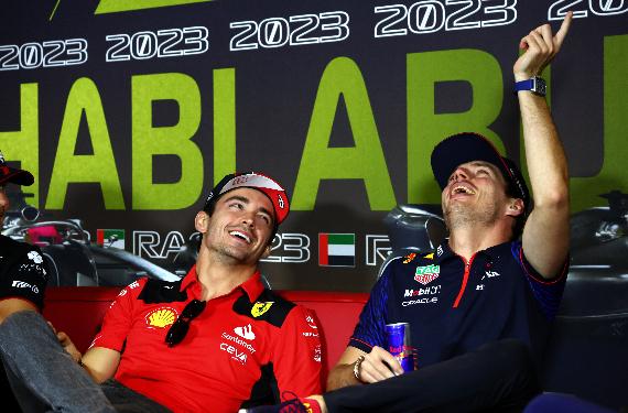 Leclerc arruina la fiesta de Alonso y Aston Martin: en Barcelona, Max Verstappen y Red Bull volverán