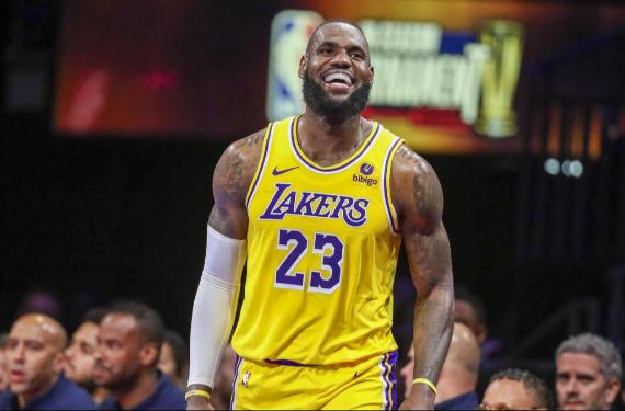 LeBron James sonríe: Los Lakers se lanzan por megaestrella del este y van por los Celtics