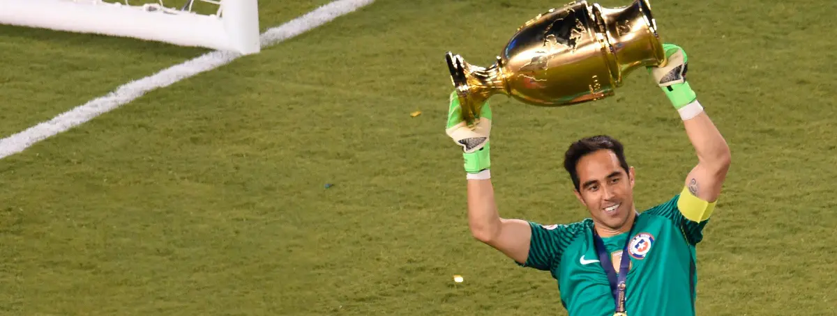 Una leyenda de la Selección de Chile que jugó en el Barça y el City anuncia su retiro