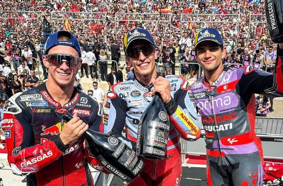 Martín vuela en Misano en respuesta al golpe bajo de Ducati y Márquez le hace a Bagnaia la de Rossi