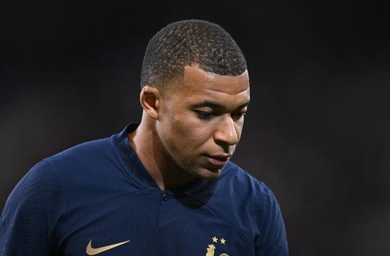 Aparece la defensa de Mbappé: elogios de un DT y una estrella lo da como ganador del Balón de Oro