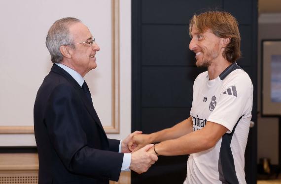 Florentino se lo robó a Deco para ser como Modric: tras su fracaso, Ancelotti daría OK a su salida