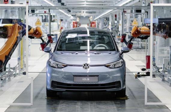 Volkswagen está en serios problemas: se desploman sus beneficios y hablan de despidos y cierres de fábricas