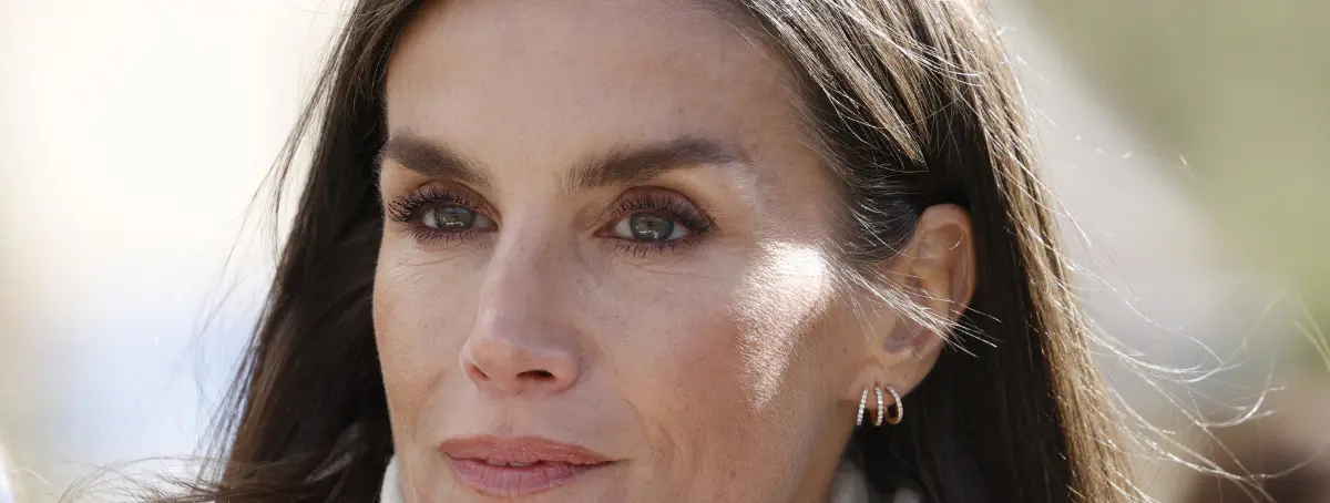 Letizia pide 4 despidos inmediatos para seguir residiendo en Zarzuela