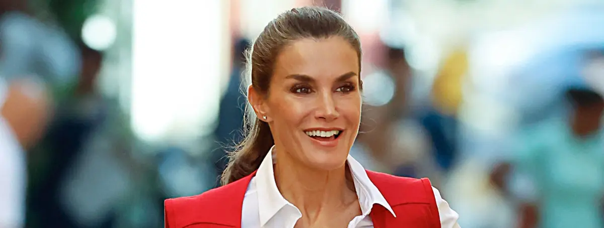 Letizia paga a una vidente que la visita en Zarzuela una vez por semana