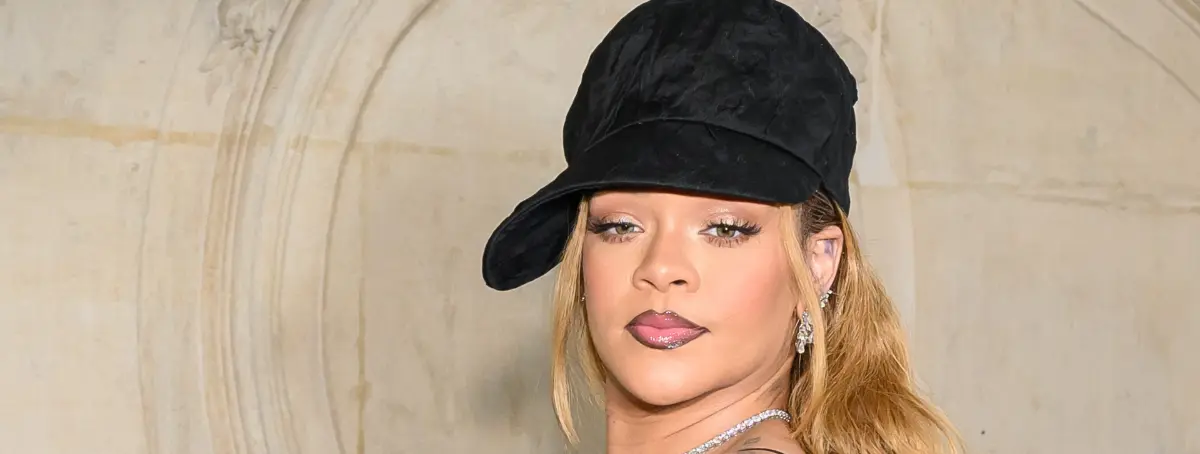 Un cambio de look de Rihanna podría estar embarazada por tercera vez