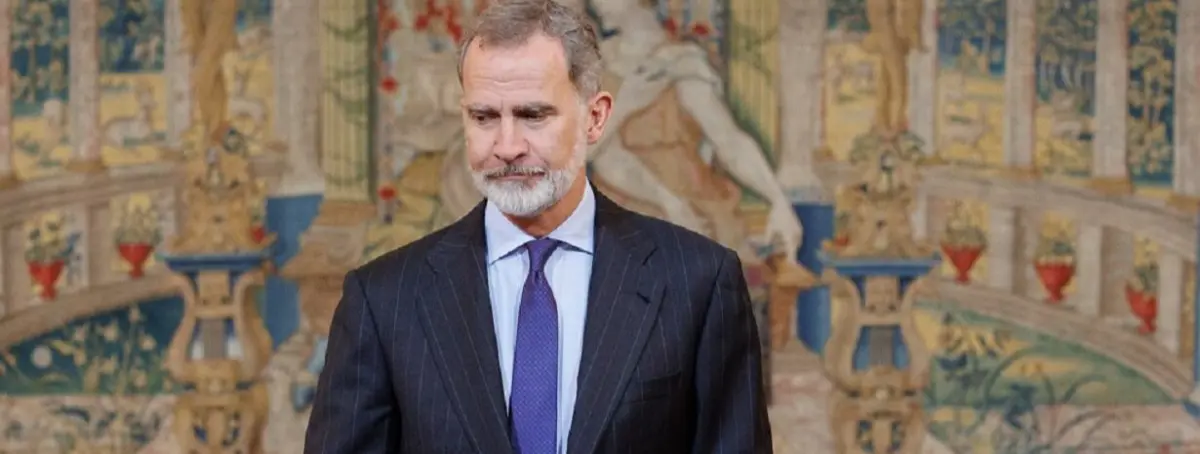 Felipe VI está moviendo varios hilos para que no encuentre trabajo en España